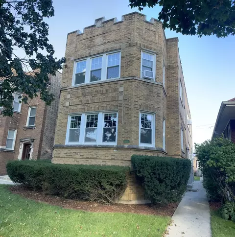 6647 N Artesian Ave, Chicago, IL 60645