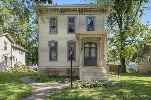 306 S Lasalle St, Aurora, IL 60505
