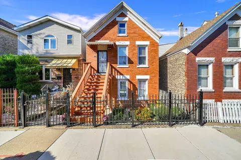 3724 S Wood St, Chicago, IL 60609