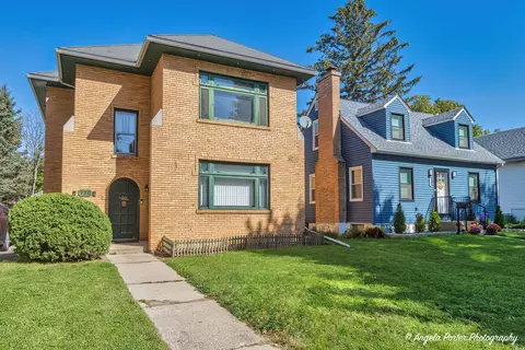 720 W Grove Ave, Waukegan, IL 60085