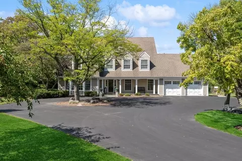 170 Enid Ln, Northfield, IL 60093