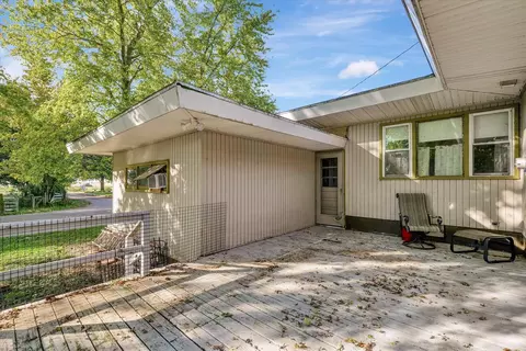 20 Westwood St, Weldon, IL 61882 photo 17