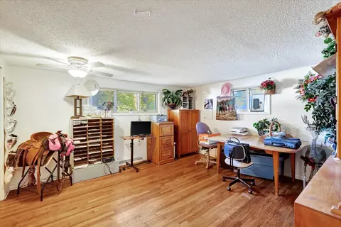 20 Westwood St, Weldon, IL 61882 photo 11