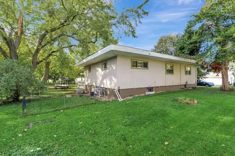 20 Westwood St, Weldon, IL 61882 photo 18