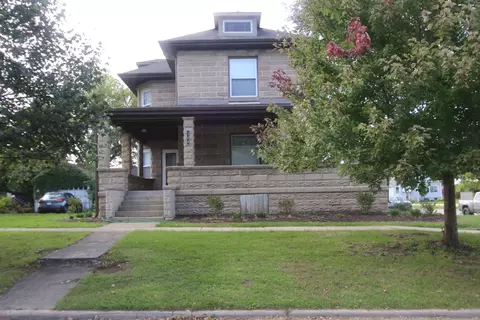 144 Ellsworth St, Crystal Lake, IL 60014
