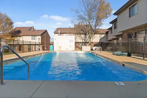 1405 E Vernon Ave #13, Normal, IL 61761 photo 24