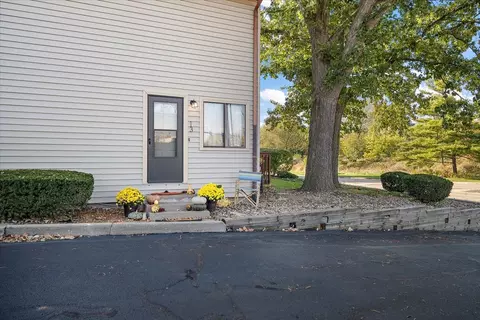 1405 E Vernon Ave #13, Normal, IL 61761 photo 20