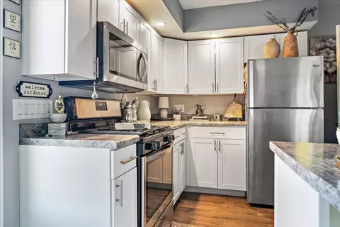 1405 E Vernon Ave #13, Normal, IL 61761 photo 7