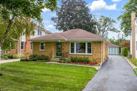 306 S Wille St, Mount Prospect, IL 60056