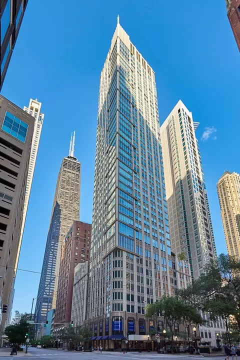 57 E Delaware Pl #2602, Chicago, IL 60611