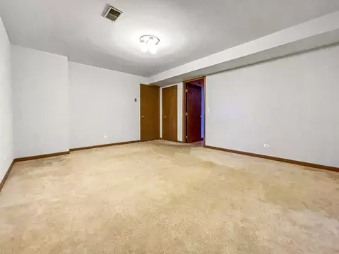 1970 Monday Dr, Elgin, IL 60123 photo 21