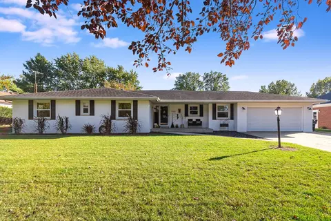 1545 E Hugh St, Diamond, IL 60416