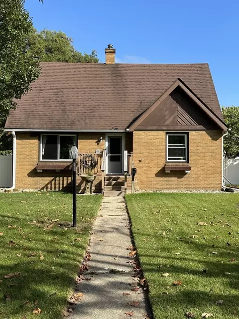 666 S Small Ave, Kankakee, IL 60901