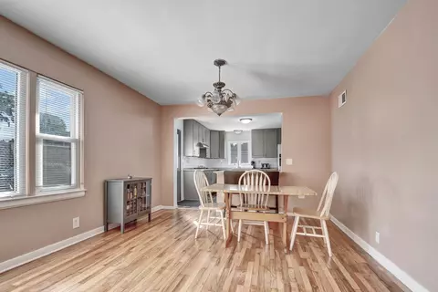 7737 39th St, Lyons, IL 60534 photo 5