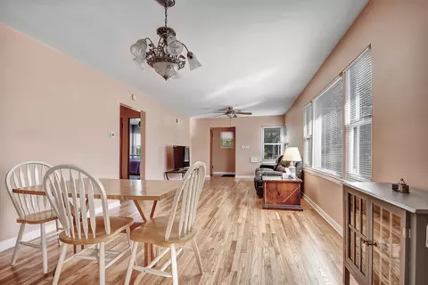 7737 39th St, Lyons, IL 60534 photo 4