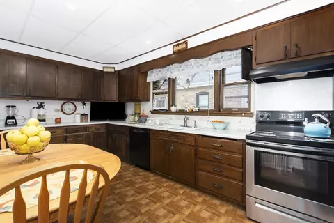7341 W 58th St, Summit, IL 60501 photo 9