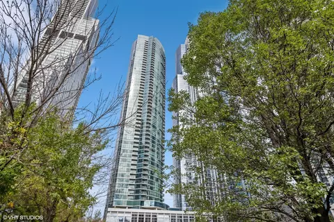 1201 S Prairie Ave #1706, Chicago, IL 60605