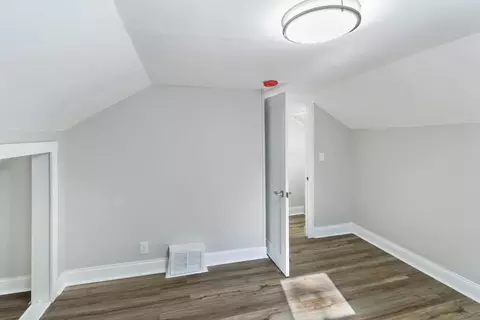 612 S Broadway Ave, Aurora, IL 60505 photo 15