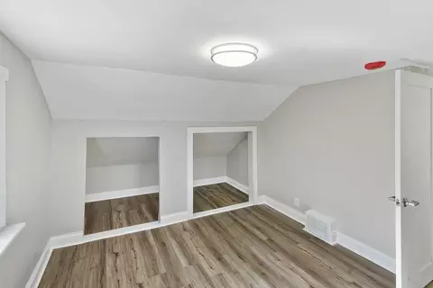 612 S Broadway Ave, Aurora, IL 60505 photo 14