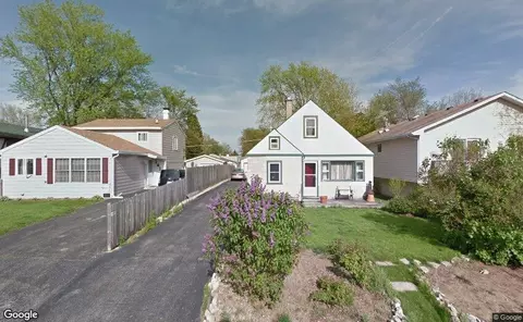 1417 Ridgeway St, Round Lake Beach, IL 60073