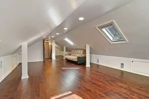 1336 E Lincoln Ave, Des Plaines, IL 60018 photo 15