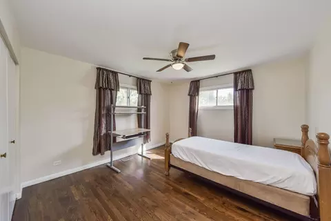 850 Ash Rd, Hoffman Estates, IL 60169 photo 12