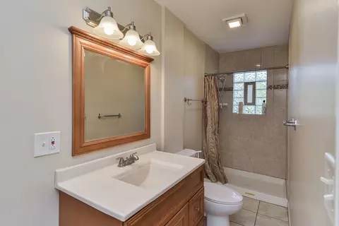 850 Ash Rd, Hoffman Estates, IL 60169 photo 11