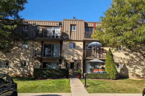 577 Fairway View Dr #7-3I, Wheeling, IL 60090