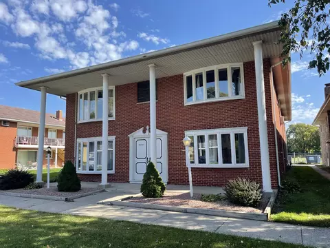 18341 Exchange Ave, Lansing, IL 60438