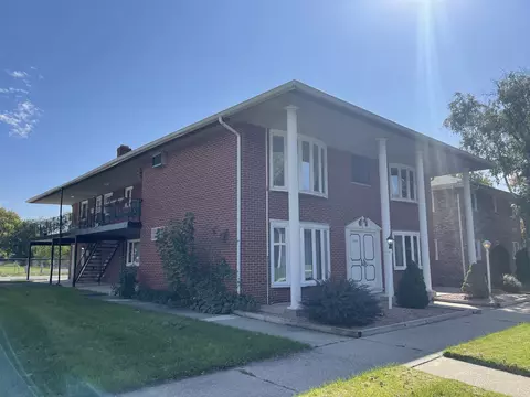18341 Exchange Ave, Lansing, IL 60438 photo 2