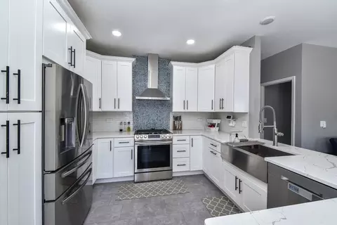 2079 Westridge Blvd, Bartlett, IL 60103 photo 9