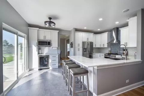 2079 Westridge Blvd, Bartlett, IL 60103 photo 8