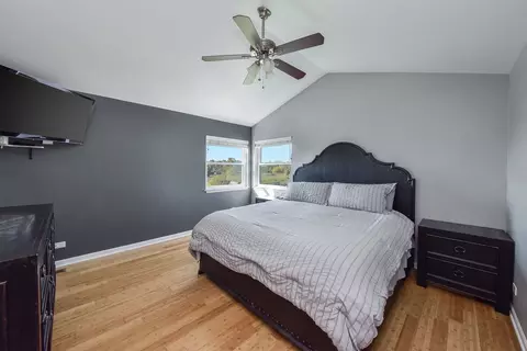 2079 Westridge Blvd, Bartlett, IL 60103 photo 12