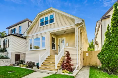 5011 W Berenice Ave, Chicago, IL 60641