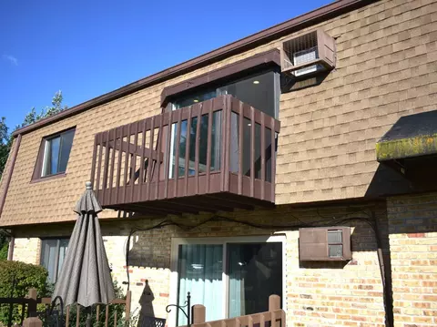 11608 Roberts St #8, Mokena, IL 60448