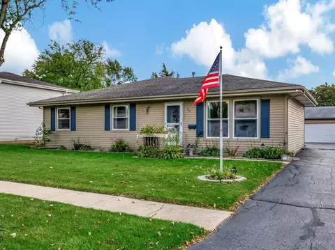 39 Bonds Dr, Bourbonnais, IL 60914