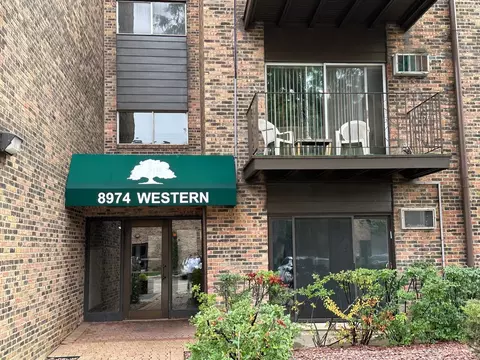 8974 N Western Ave #108, Des Plaines, IL 60016