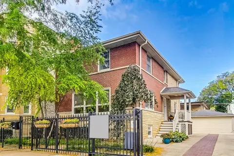 2312 W Argyle St, Chicago, IL 60625