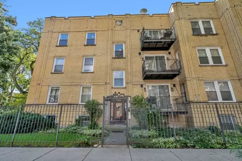 3801 W Ainslie St #3E, Chicago, IL 60625