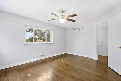 1239 E 98th St, Chicago, IL 60628 photo 11