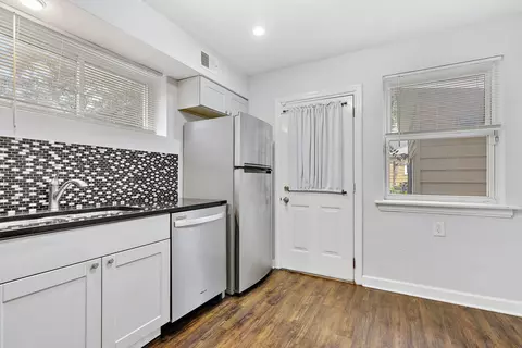 1239 E 98th St, Chicago, IL 60628 photo 9