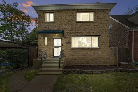 1239 E 98th St, Chicago, IL 60628 photo 2