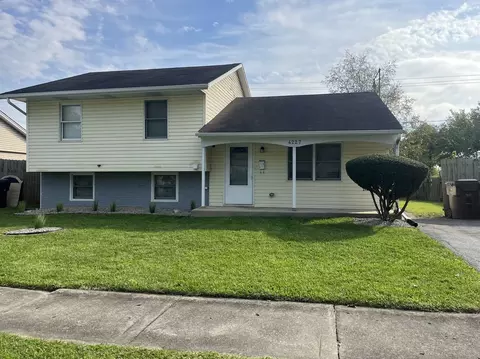 4227 Greenbrier Ln, Richton Park, IL 60471