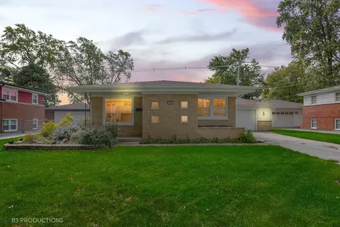 120 Judith Ln, Chicago Heights, IL 60411