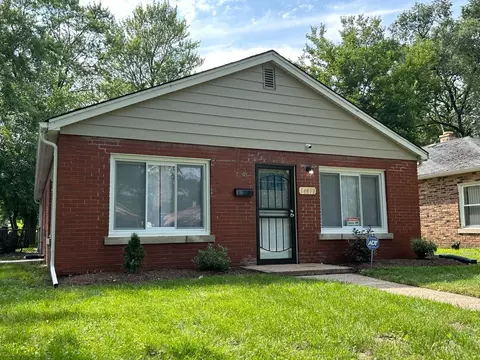 14812 Oak St, Dolton, IL 60419 photo 2