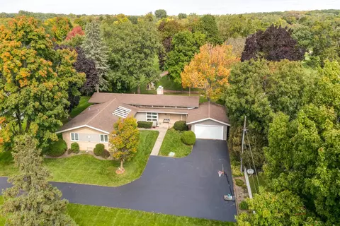 2145 Chestnut St, Waukegan, IL 60087