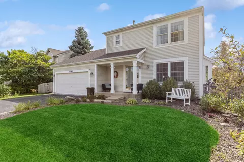 10161 Bennington Dr, Huntley, IL 60142