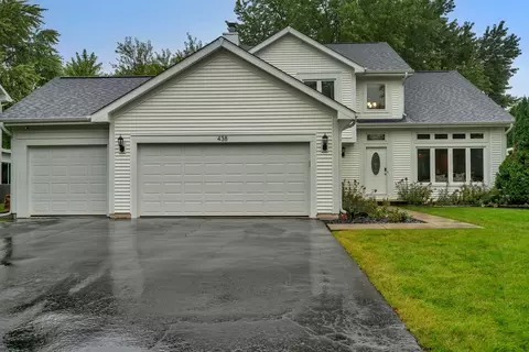 438 Aristocrat Dr, Bolingbrook, IL 60490