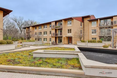 2420 W Talcott Rd #315, Park Ridge, IL 60068