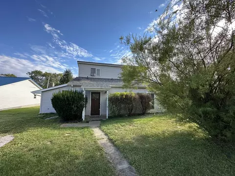 302 Gibson St, Georgetown, IL 61846 photo 1